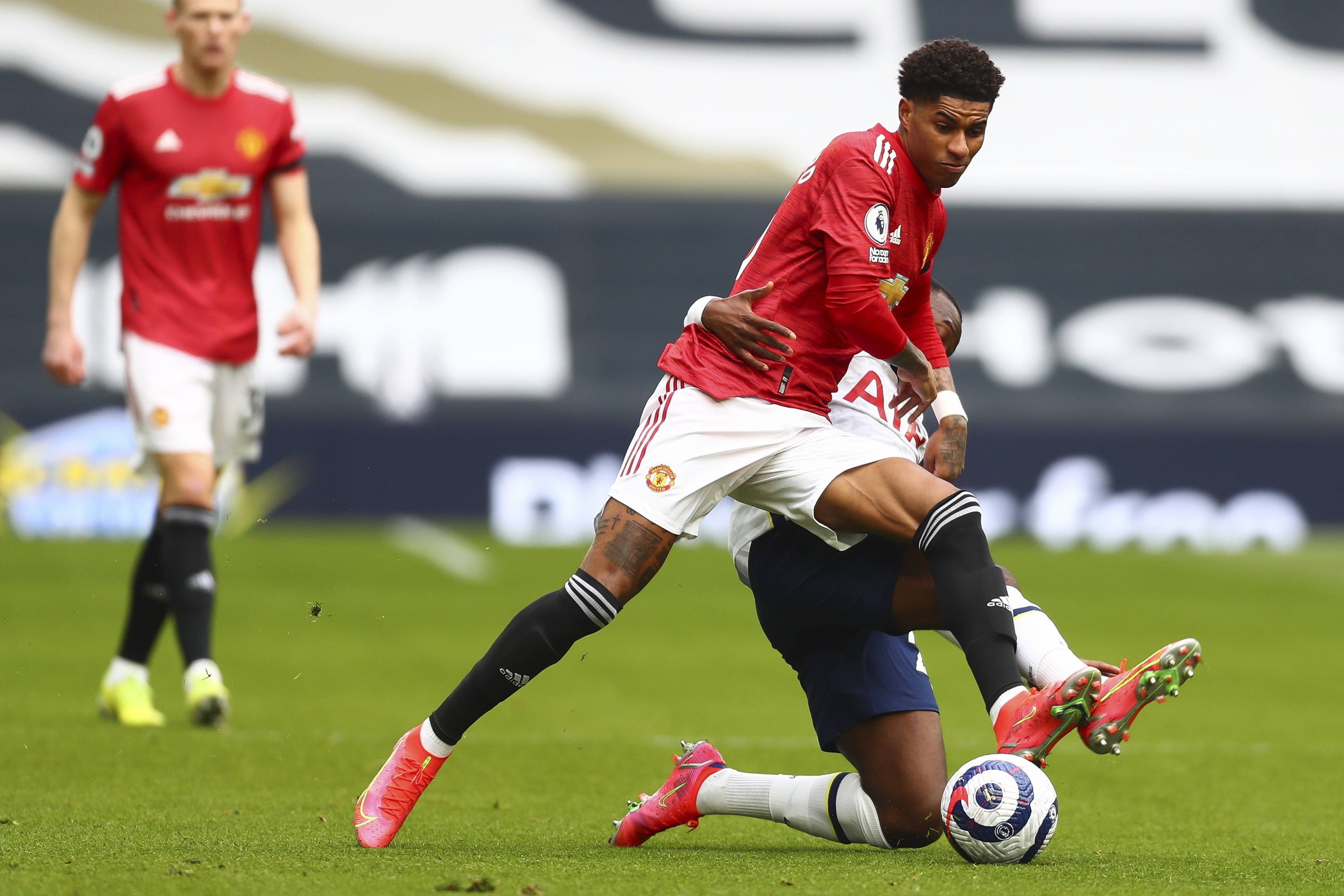 在职业足球 在职业足球